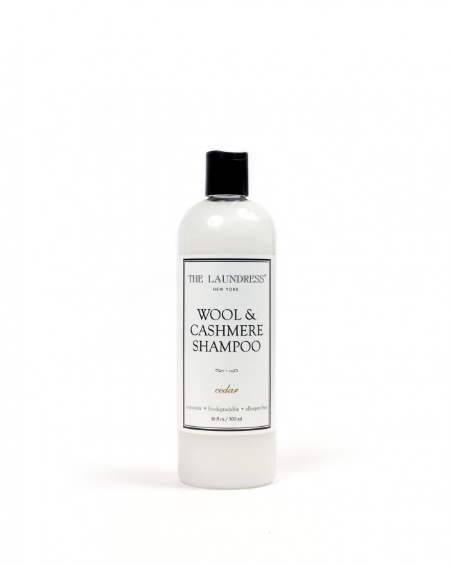 The Laundress Wool & Cashmere Shampoo Cedar