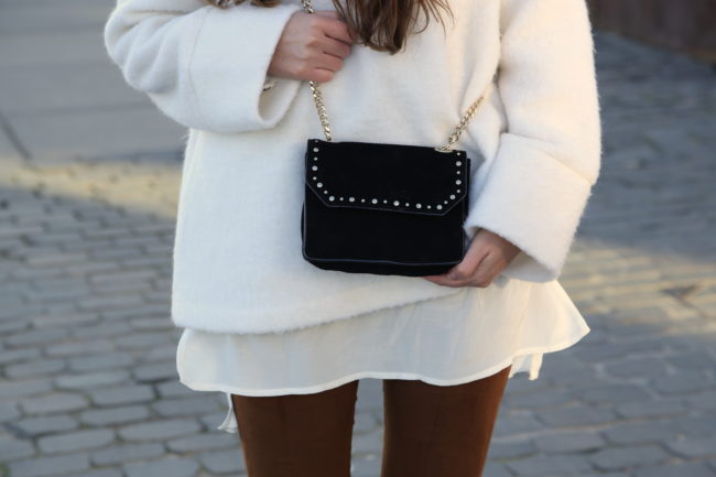 schwarze kleine tasche