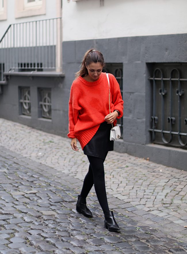 Casual Chic, Chelsea Boots, Just Fab, Statement Pullover