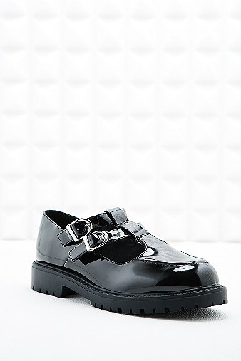 Jax Schwarze Schuhe mit T-Steg und schwerer Sohle